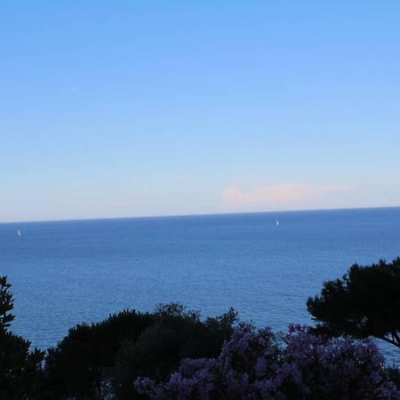 Conca Verde Appartamento Sul Mare Marina dʼMarina dʼAndora Kültér fotó